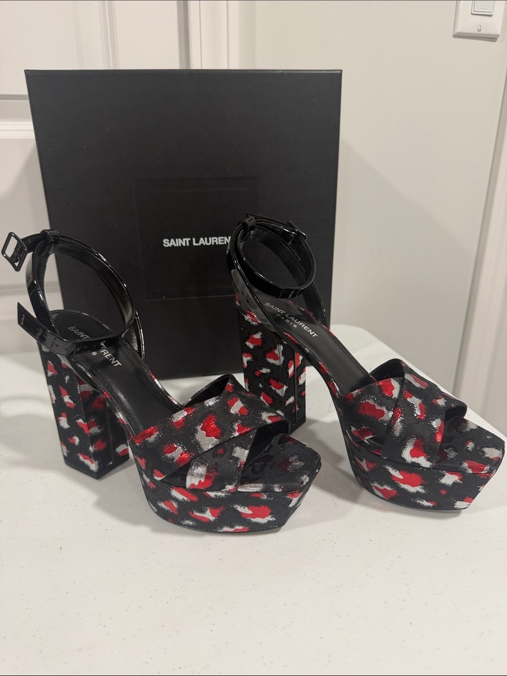 NWT Authenticated Saint Laurent Black and Red Patterned Platform Heels